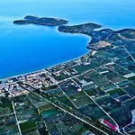 Anastasia's * Nea Peramos (Macedonia)